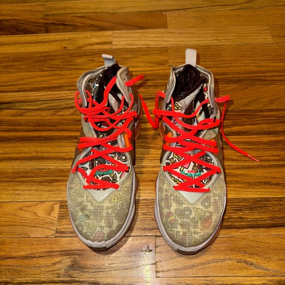 ‘Fast Food’ LeBron 19 Grey Men’s 8 - Picture 1 of 7